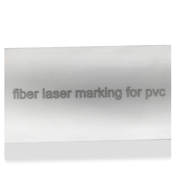 Lasermarkierung auf PVC-Rohrleitung